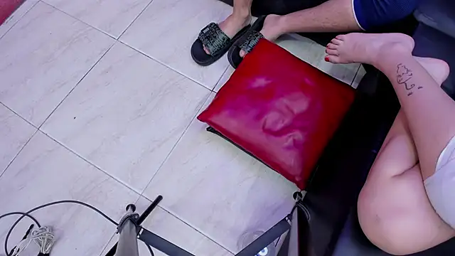 Pokazy przed kamerką – Blow2job-Latt