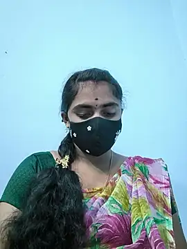 Tamil-Megavarthinii 网络视讯表演