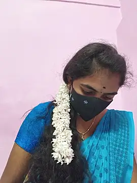 Tamil-Megavarthinii's Live Sex Cam Show