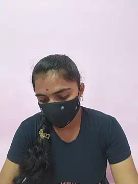 Webkamerová show Tamil-Megavarthinii