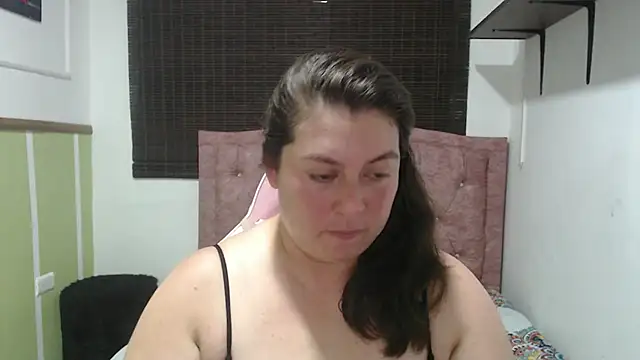 lorena_prg7's Webcam Show