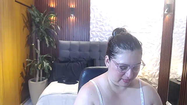 lorena_prg7's Live XXX Chat