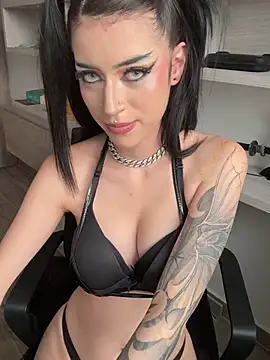 Chat XXX en directo de dahlia_darkwoods
