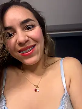 XXX chat uživo modela Nathashaa_Velvet