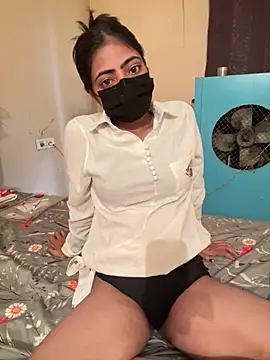 cherry_lotionn Webbikameraesitys