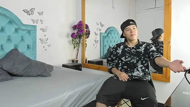 Webkamerová show Charlie_Latino