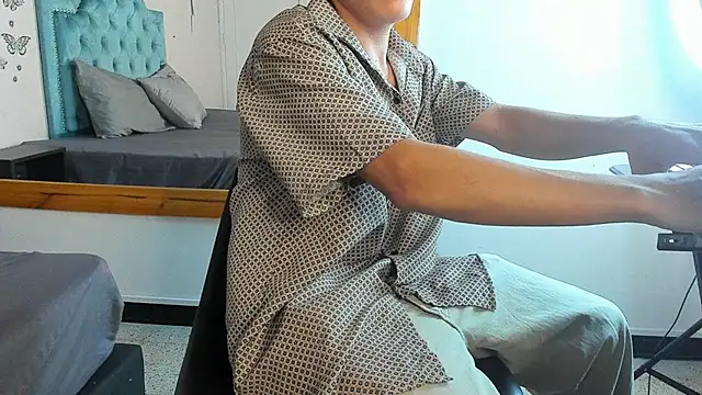 Charlie_Latino Webcam-Show