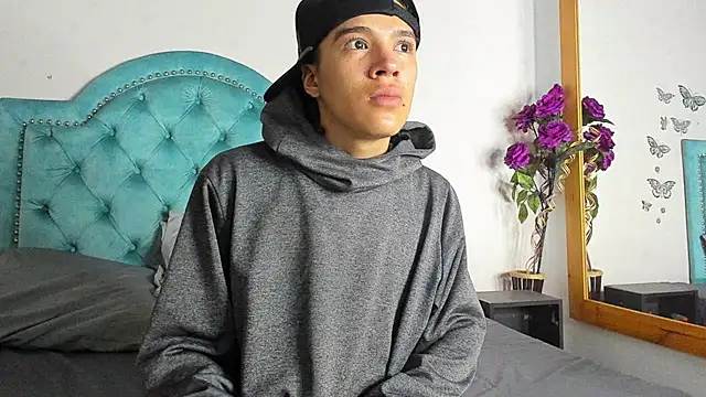 Charlie_Latino Webcam-Show