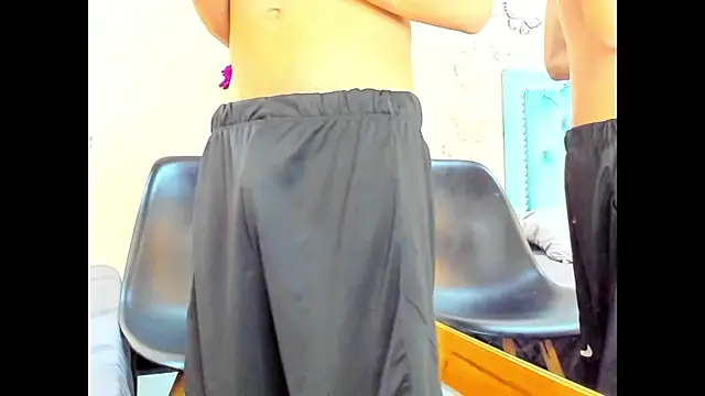 Charlie_Latino Webcam show