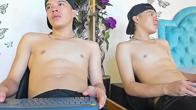 Charlie_Latino Adlı Modelin Web Kamerası Şovu