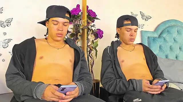 Charlie_Latino Webcam Show