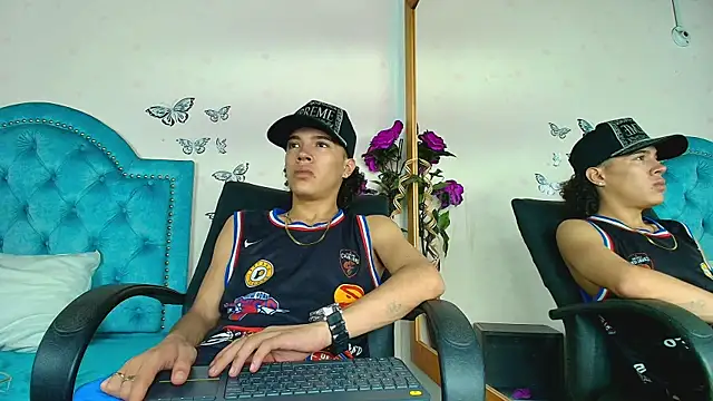 โชว์เว็บแคมของ Charlie_Latino