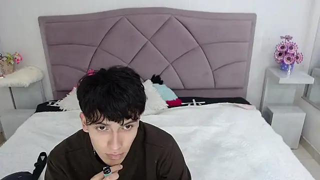 ethan_twink22 Webcamshow