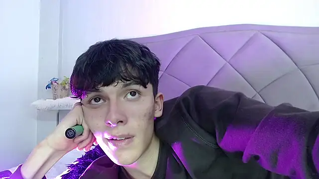 ethan_twink22 Webcam show