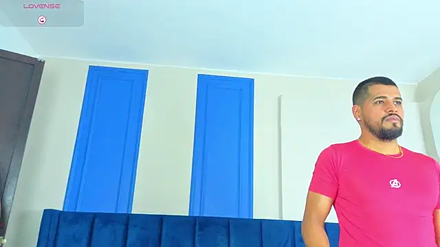 عرض كام CURVYANDKING_CR