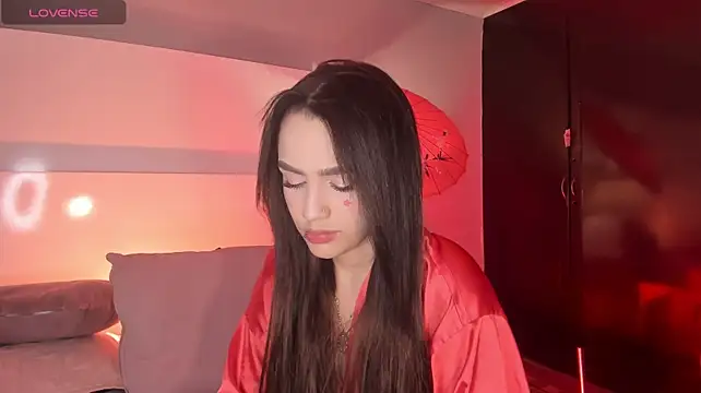 Emily_robertss1's Webcam Show