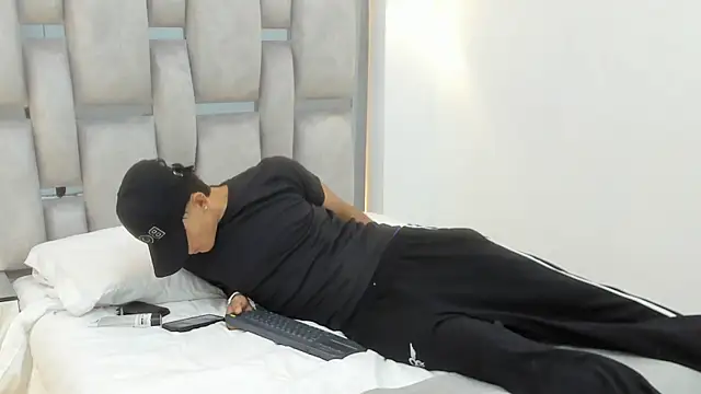 Show de Ruslan_marcel na webcam