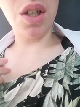 Souka69sex Adlı Modelin Web Kamerası Şovu