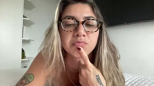 Show de lailayourangel na webcam