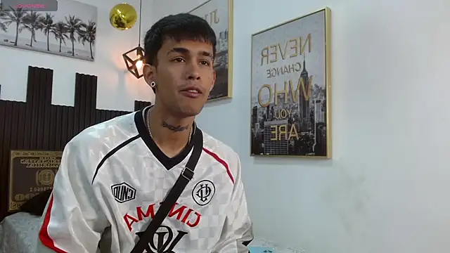 แชท XXX สดของ Duncan_brown