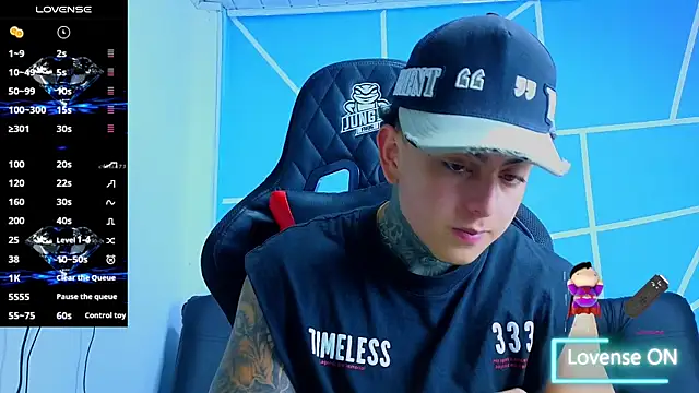 KevinSanchez420 Live XXX-Chat