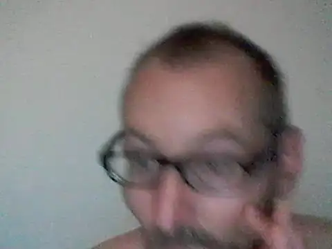 הופעת וובקאם של magikstar29