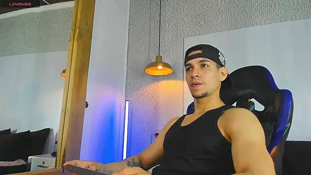 Jamexxx1_'s Webcam Show