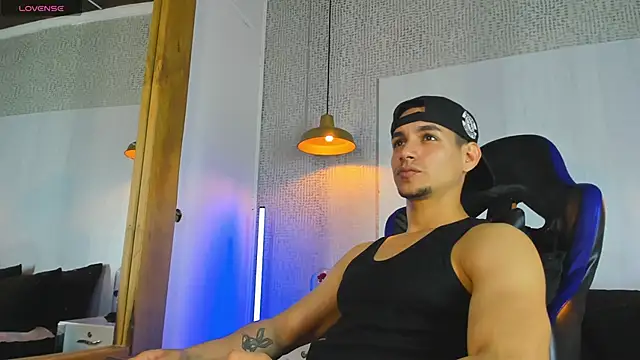 Jamexxx1_ Show in webcam