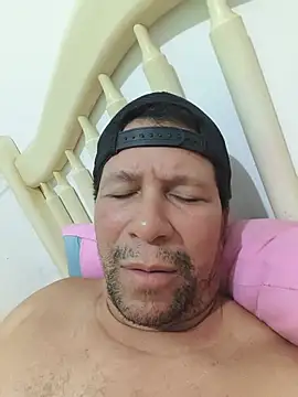 tutgfd's Webcam Show