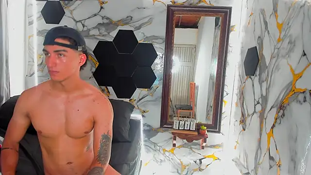Goldendesirexx 웹캠 쇼