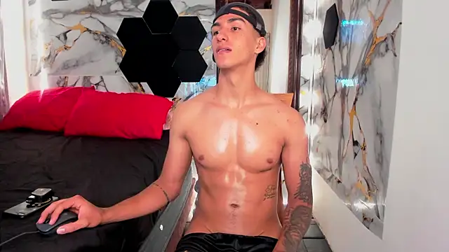 Show de Goldendesirexx na webcam
