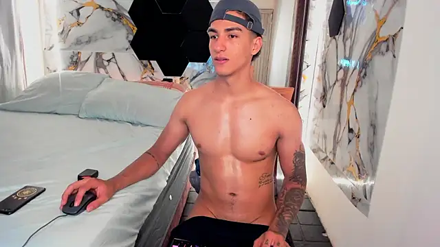 Goldendesirexx Шоу с уебкамера
