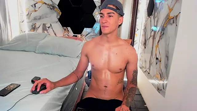 Goldendesirexx Webcamshow