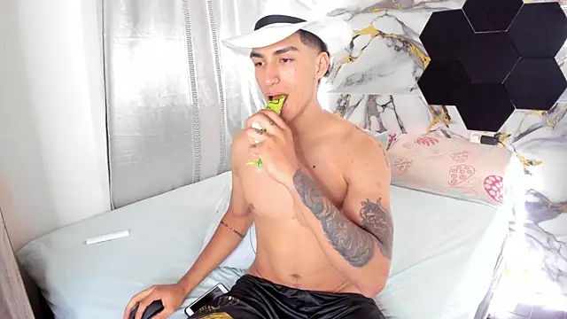 Goldendesirexx Show Webcam