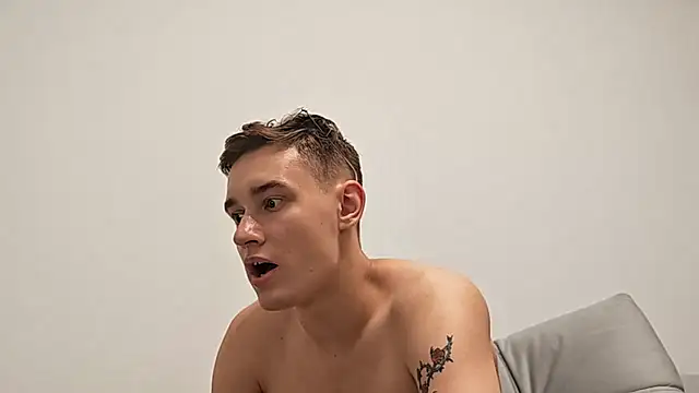James_ice_n Webbikameraesitys