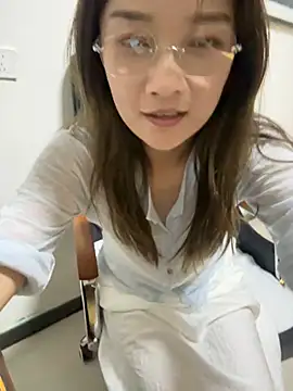 Yueya- 在線直播表演