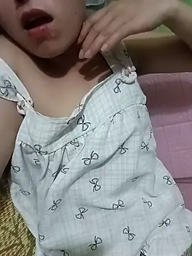 Zevopen_12's Webcam Show