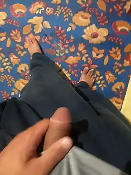 הופעת וובקאם של pink_cock7