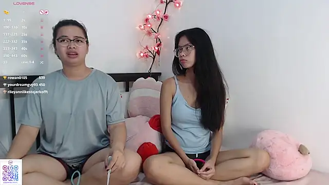 ShiningGliteer 网络视讯表演