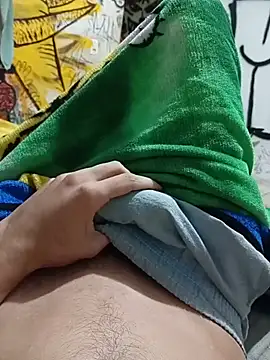hotlucamuff's Webcam Show