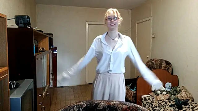 CuteLittleAngel webkamerás műsora