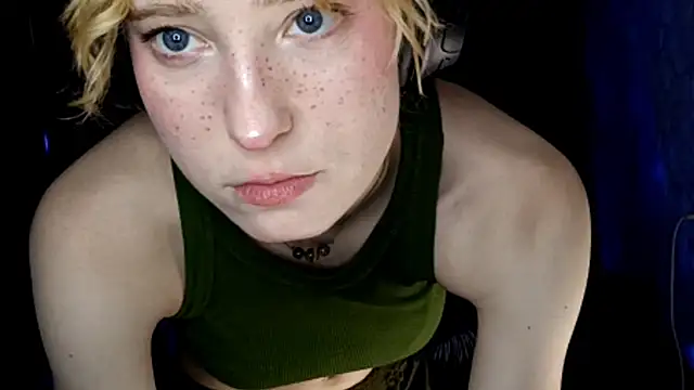 CuteLittleAngel – webcam-show