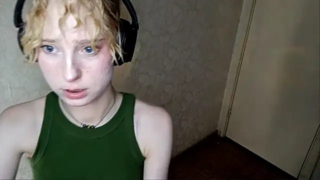 CuteLittleAngel Webcamshow