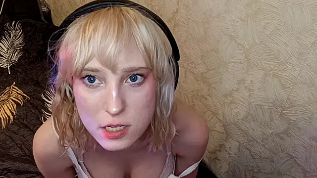 Czat XXX na żywo – CuteLittleAngel