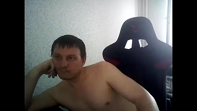 MysteriousWanderer Show in webcam
