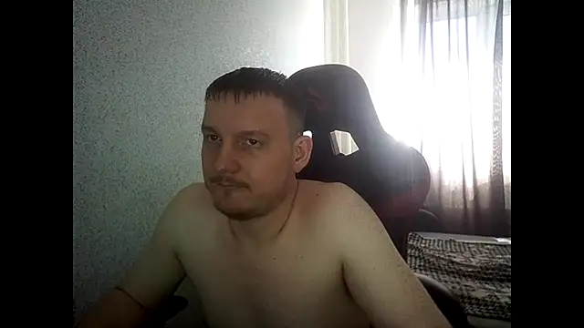 MysteriousWanderer Show in webcam