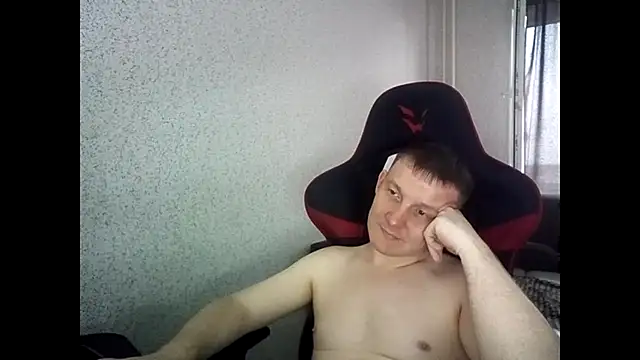 MysteriousWanderer Show in webcam