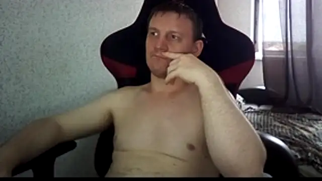 MysteriousWanderer Show Webcam