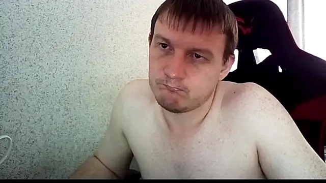 MysteriousWanderer Show in webcam