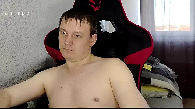 MysteriousWanderer Show in webcam